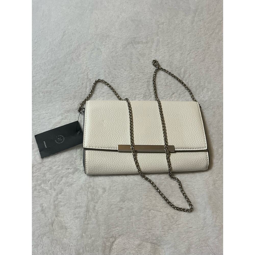 Small Clutch Purse Summer Crossbody Bag with Chain Strap NWT Off White 8 inch